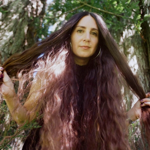 Katiana Vilá - Redwood & Rosas (2026) [Hi-Res]